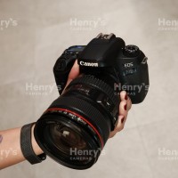 Canon 77D with EF 24-105mm F/4 L IS USM I [Pre-Owned]