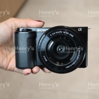 Sony ZV-E10 16-50mm Vlogging Camera [PRE-OWNED]